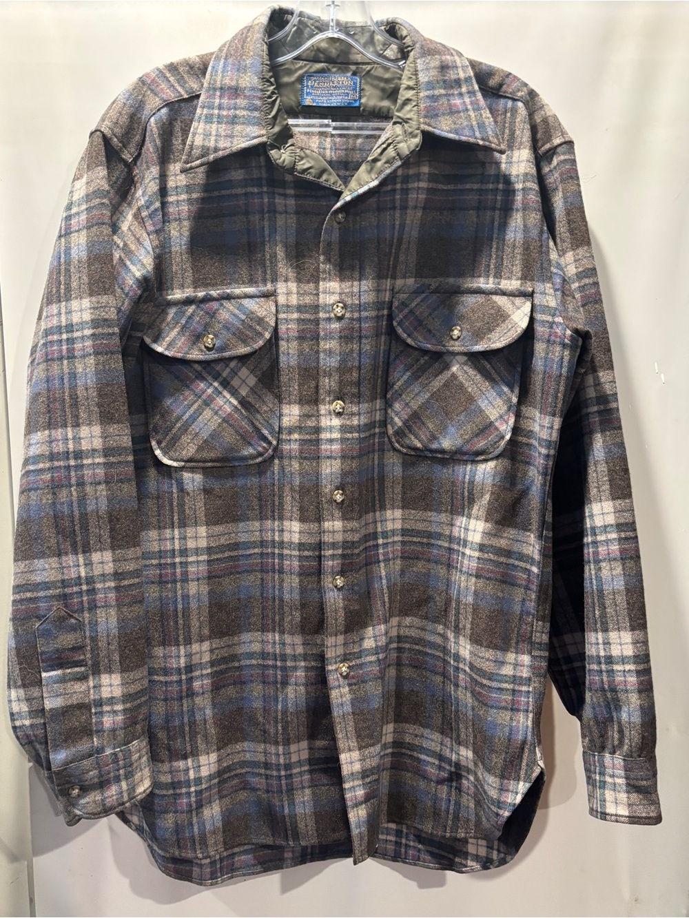 Vintage Pendleton Board Shirt Medium Gray Tan Plaid 100% Virgin Wool Flannel USA